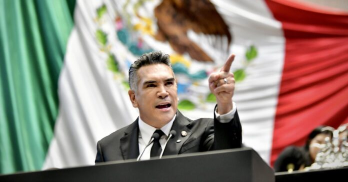 Alejandro ‘Alito’ Moreno lanzó fuertes críticas contra Andrés Manuel López Beltrán tras la cancelación de su visa estadounidense. Foto: X @alitomorenoc