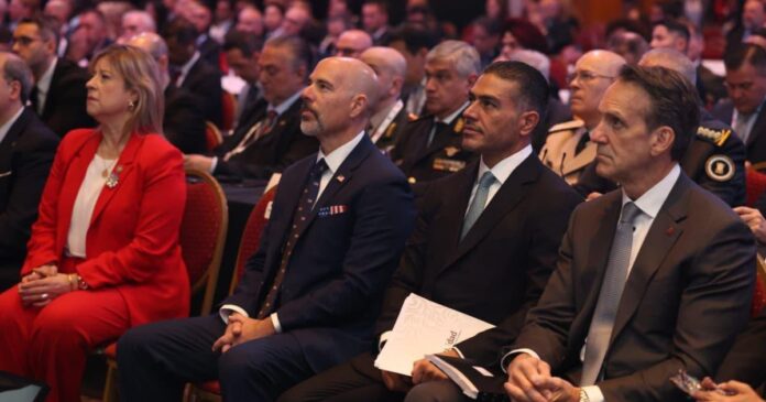 El director de la DEA, Terrance Cole, destacó la trayectoria de Omar García Harfuch y lo calificó como un socio de confianza de Estados Unidos. Foto: X @OHarfuch