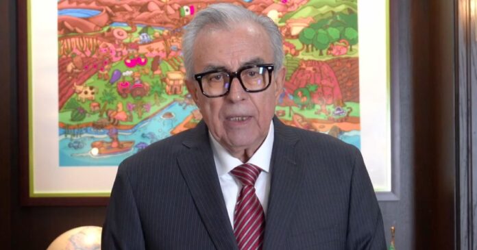 Rubén Rocha Moya en un mensaje tras retomar la Gubernatura de Sinaloa, pese a la acusación de narcotráfico por parte de Estados Unidos. Foto: X @rochamoya_