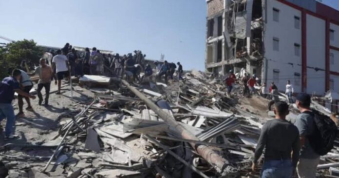La presidenta Claudia Sheinbaum expresó la solidaridad de México y ofreció apoyo al pueblo de Colombia tras el terremoto de magnitud 7.4. Foto: X @eldiario