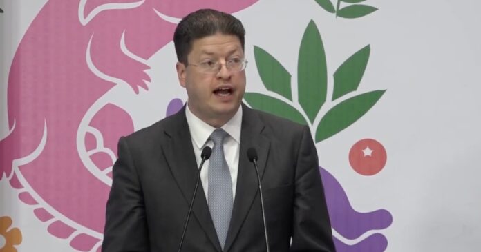La SSC informó que diversas organizaciones criminales están bajo investigación por su presunta participación en despojos de inmuebles en la Ciudad de México. Foto: YouTube SSC