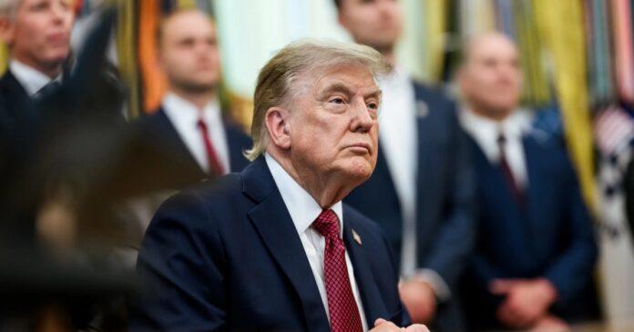 El presidente Donald Trump aseguró que Estados Unidos mantendrá el bloqueo naval contra Irán mientras no exista un acuerdo de paz. Foto: White House/Archivo