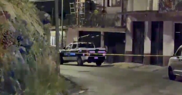 Dos estudiantes de la Preparatoria Número 2 de la UAEM fueron asesinados durante un ataque armado en Cuernavaca. Foto: Tomada de X