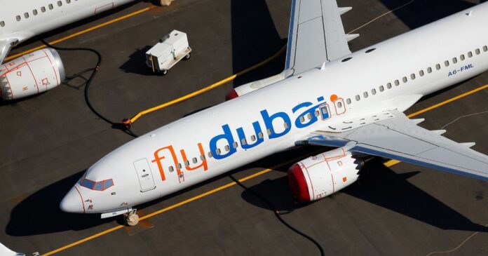 Pasajeros de un vuelo de Flydubai aterrizaron de emergencia en Arabia Saudita después de un altercado dentro de la cabina y una fuerte pérdida de altitud. Foto: SKY News