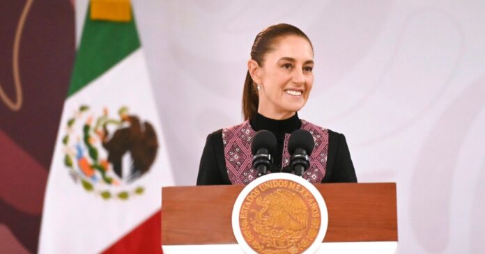 La presidenta Claudia Sheinbaum durante la ‘Mañanera del Pueblo’ hoy viernes 18 de septiembre de 2026. Foto: Gobierno de México