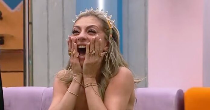Mariana Ochoa se convirtió en la ganadora de La Casa de los Famosos México 2026 después de un inesperado regreso a la competencia. Foto: YouTube LCDLFM
