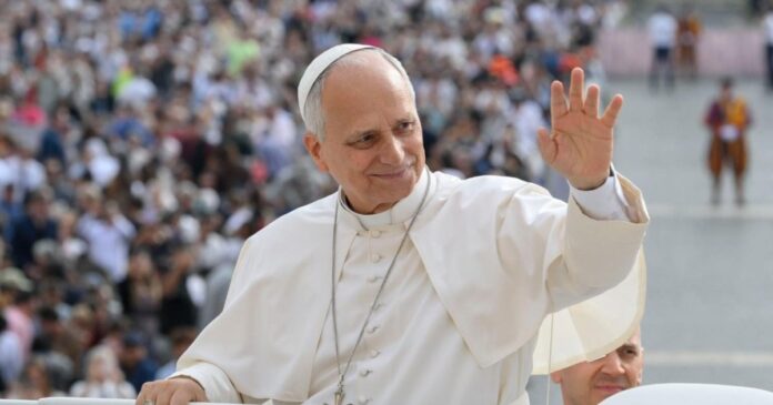 El papa León XIV fue operado en Roma tras confirmarse un adenocarcinoma pulmonar; los médicos extirparon el lóbulo inferior del pulmón derecho. Foto: Vaticano/Archivo