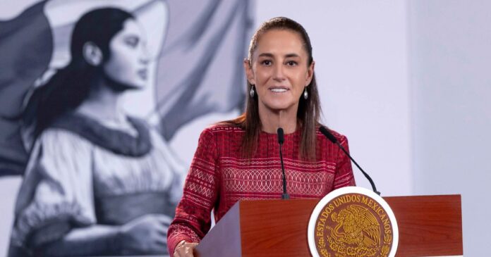 La presidenta Claudia Sheinbaum en ‘La Mañanera del Pueblo’ hoy martes 13 de octubre de 2026. Foto: Gobierno de México